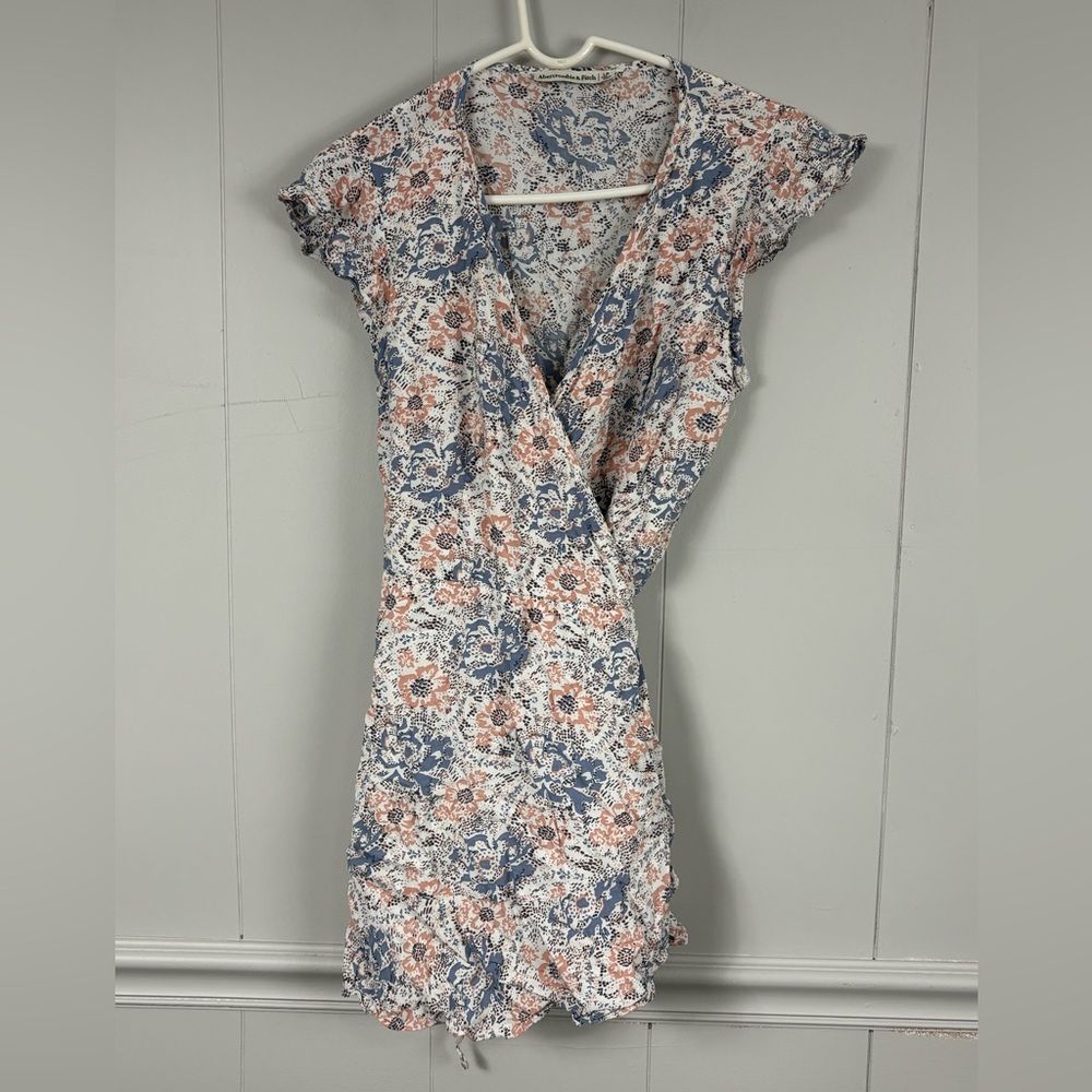 Abercrombie & Fitch Floral White Blue Pink Rose Wrap Dress Large Petite Boho